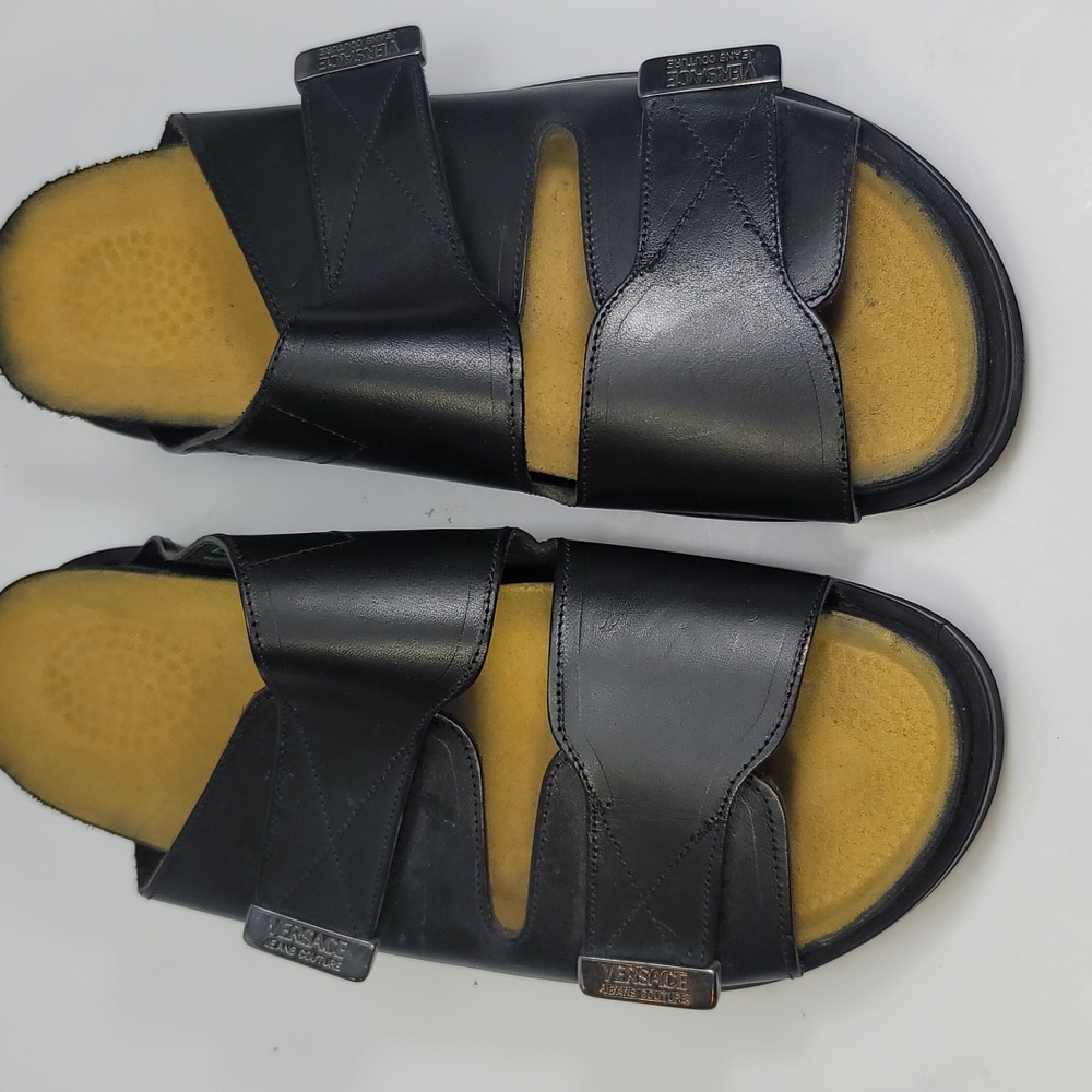 Versace Jeans Couture Flip Flops. Black Leather. Size 43 - Picture 5 of 9